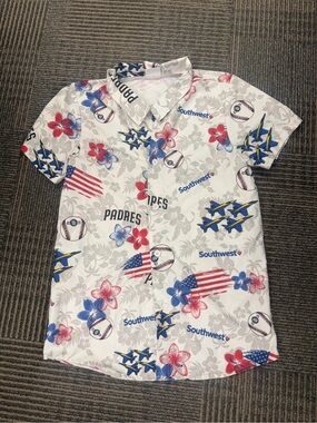 NEW Southwest Padres White Floral Flag Button-Down Shirt Sz Small
